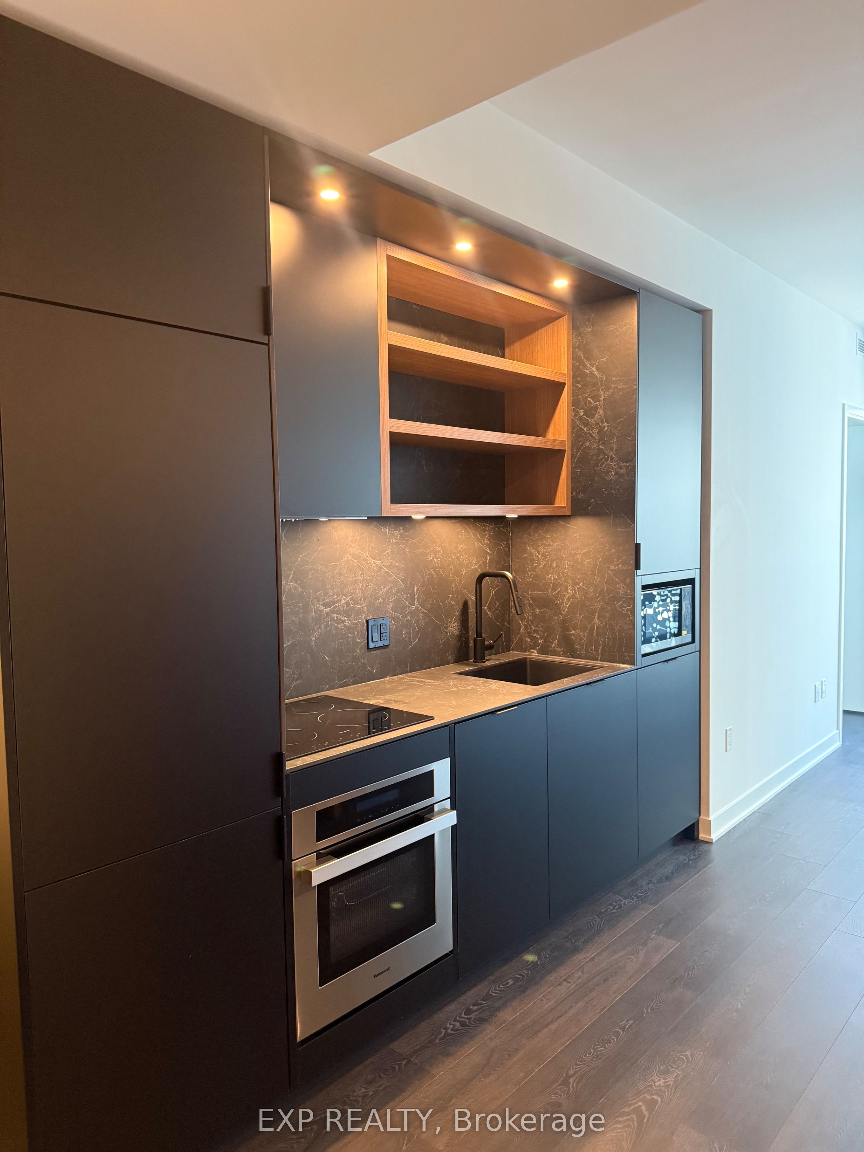 Additional image 2 of 4206-55 Charles Street E, Toronto, ON, M4Y 0J1
