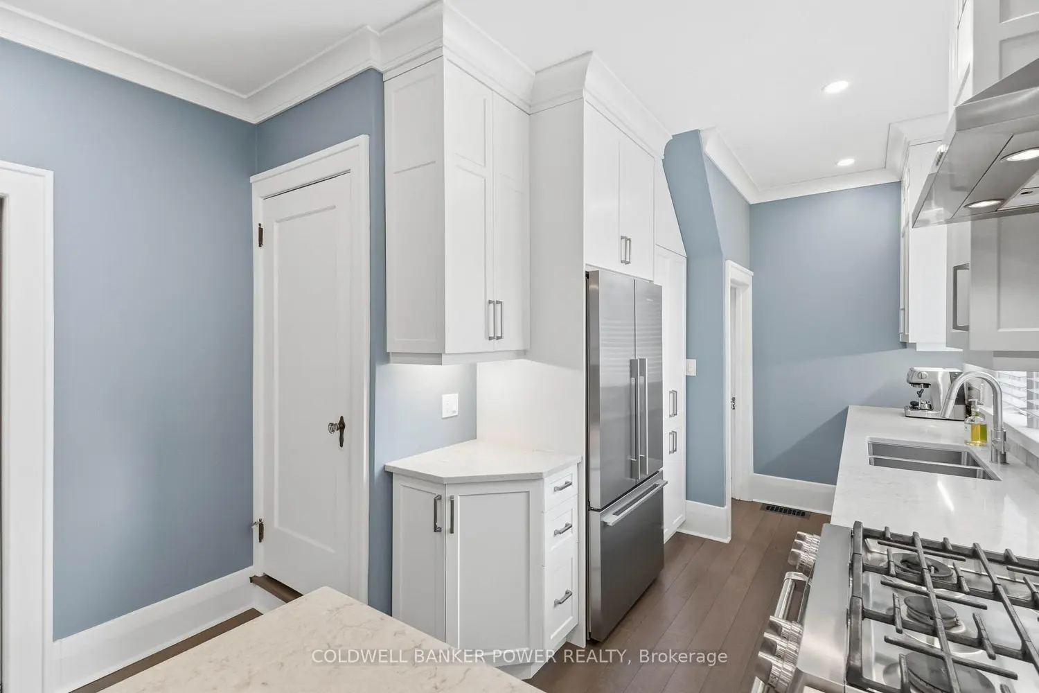 Additional image 6 of 991 Colborne Street