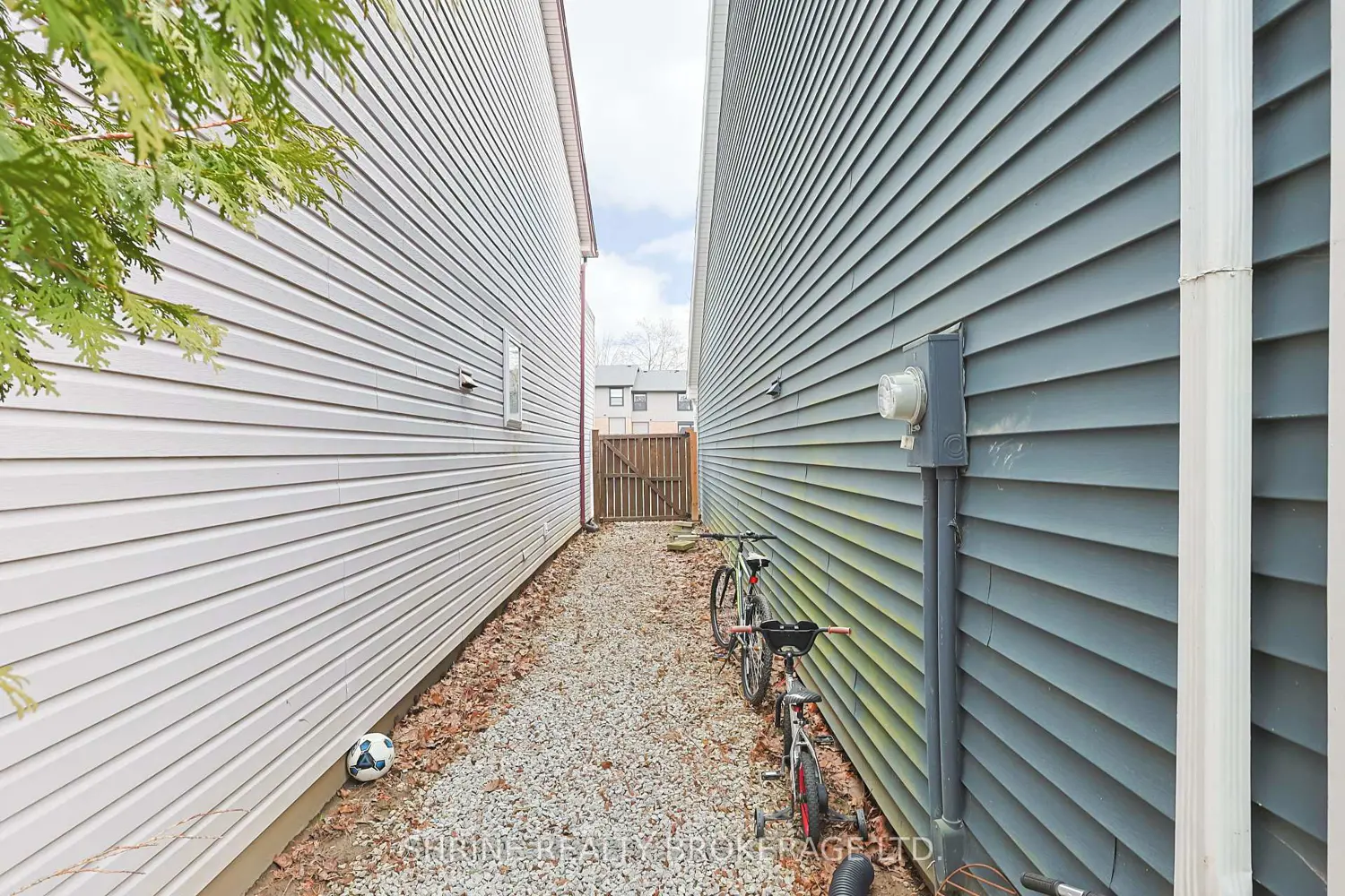 Additional image 14 of 122 Andover Drive