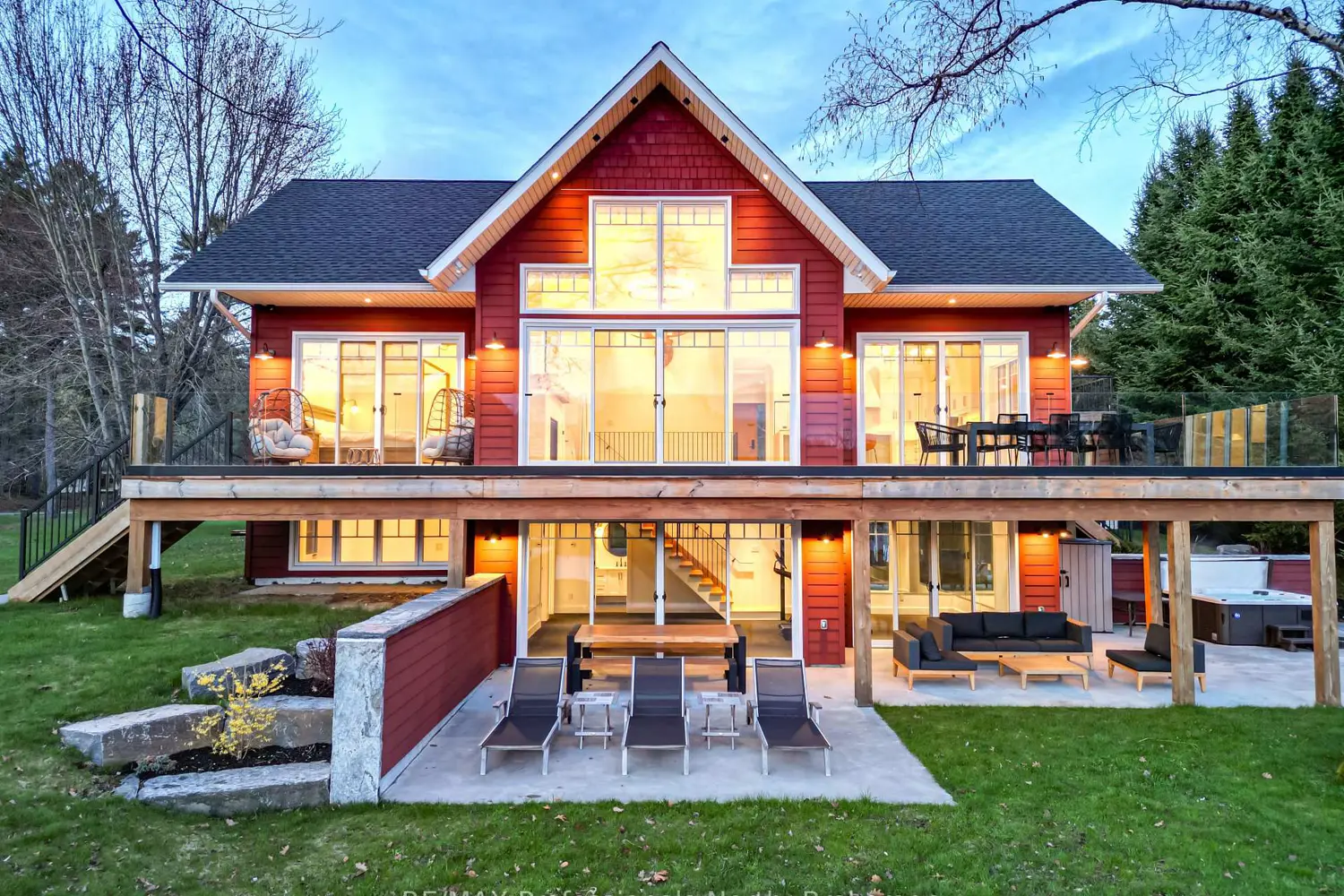 36 Beach Road