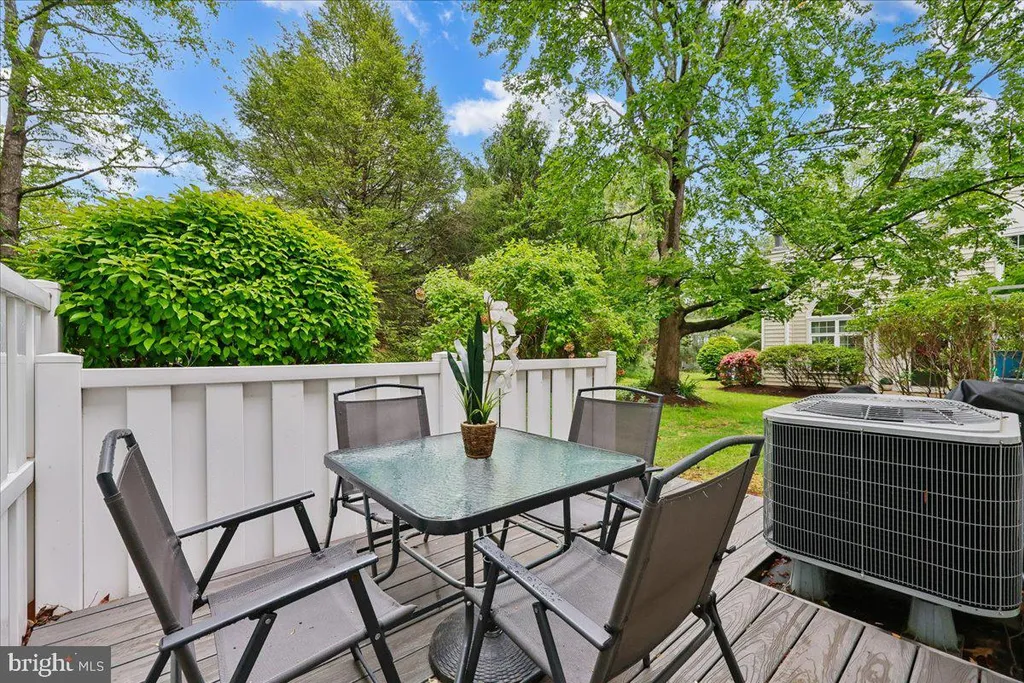 Additional image 54 of 32 Amarillo Court Unit 121, Germantown, MD 20874