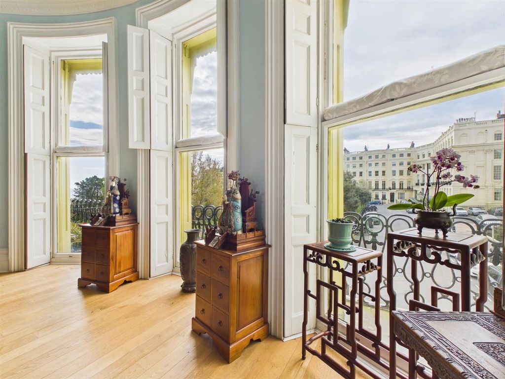 Additional image 5 of 3 bed flat for saleBrunswick Square, Hove BN3