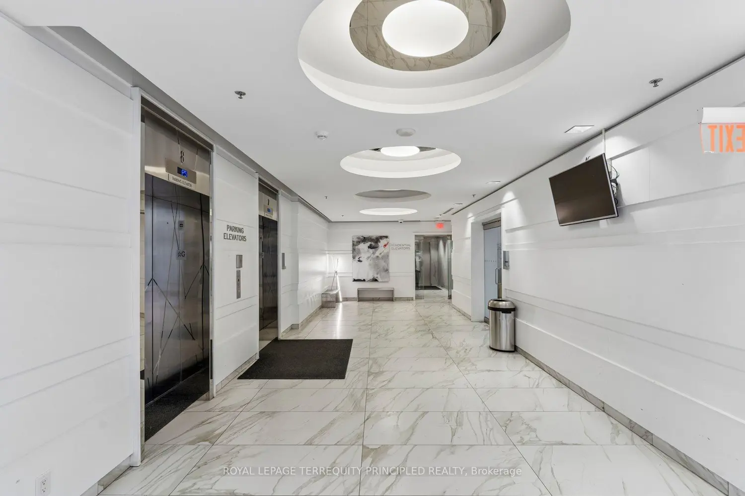 Additional image 14 of 12 York Street 307