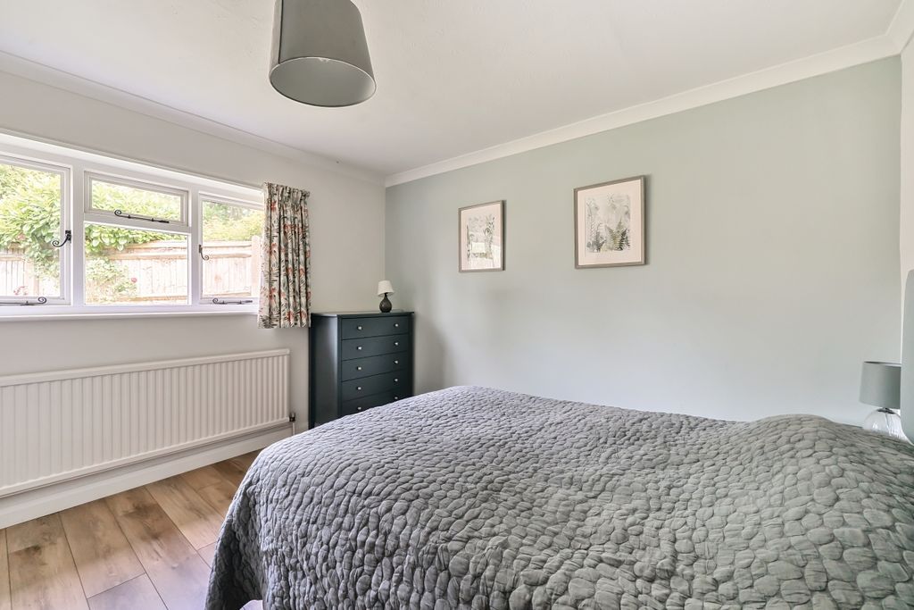 Additional image 11 of 3 bed barn conversion to rentEmms Lane, Brooks Green, Horsham RH13
