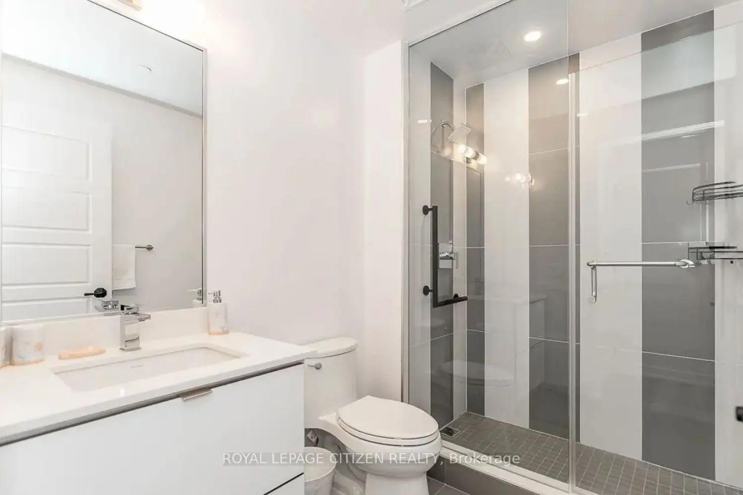 Additional image 7 of 415 Sea Ray Avenue 306