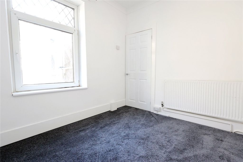 Additional image 11 of 3 bed flat to rentHigh Street, Tonypandy CF40