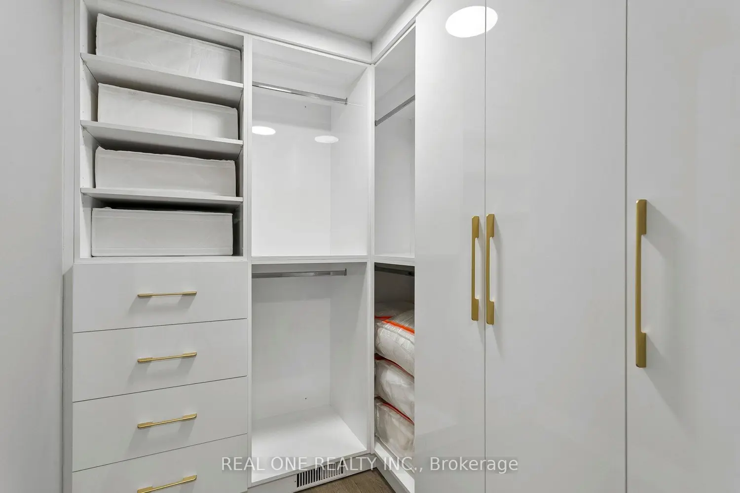 Additional image 8 of 1395 Silversmith Drive