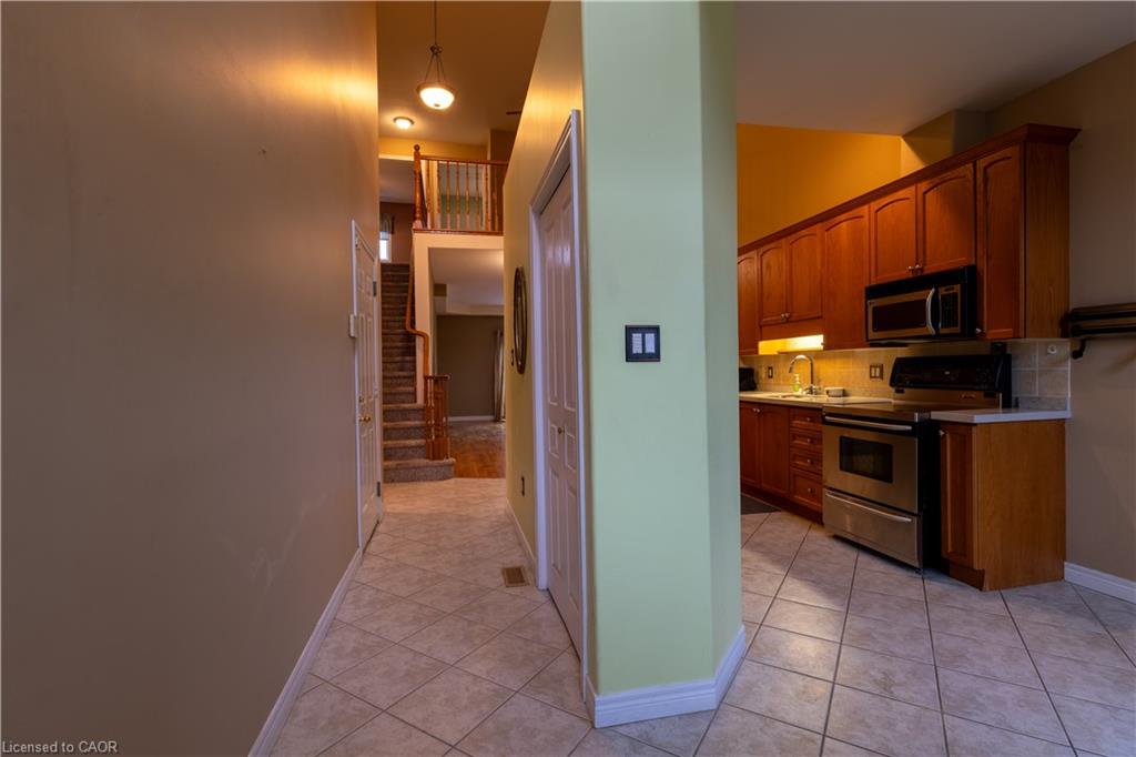 Additional image 3 of 4066 Medland Drive, Burlington, ON, L7M 4Z6