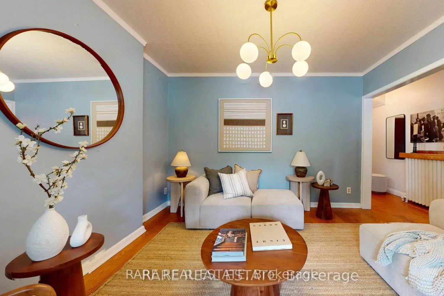 81 Bowood Avenue photo 2