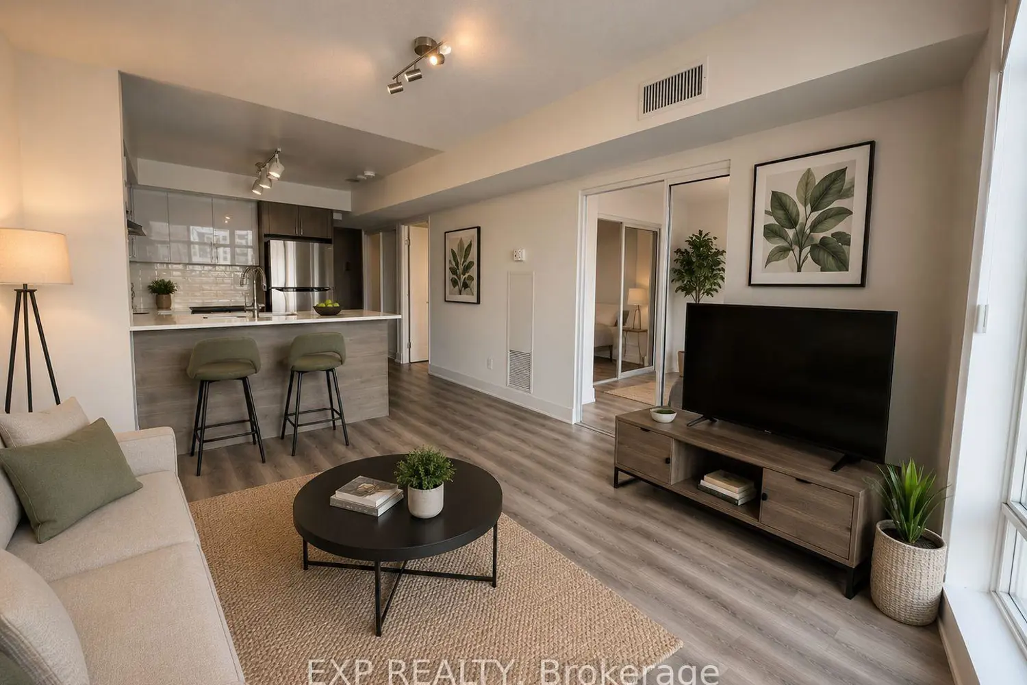 Additional image 2 of 650 Queens Quay 306