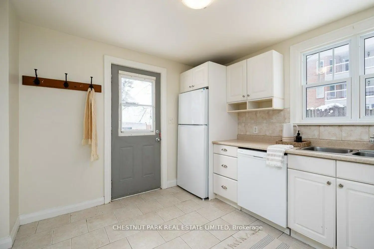 Additional image 4 of 31- 33 Washburn Street