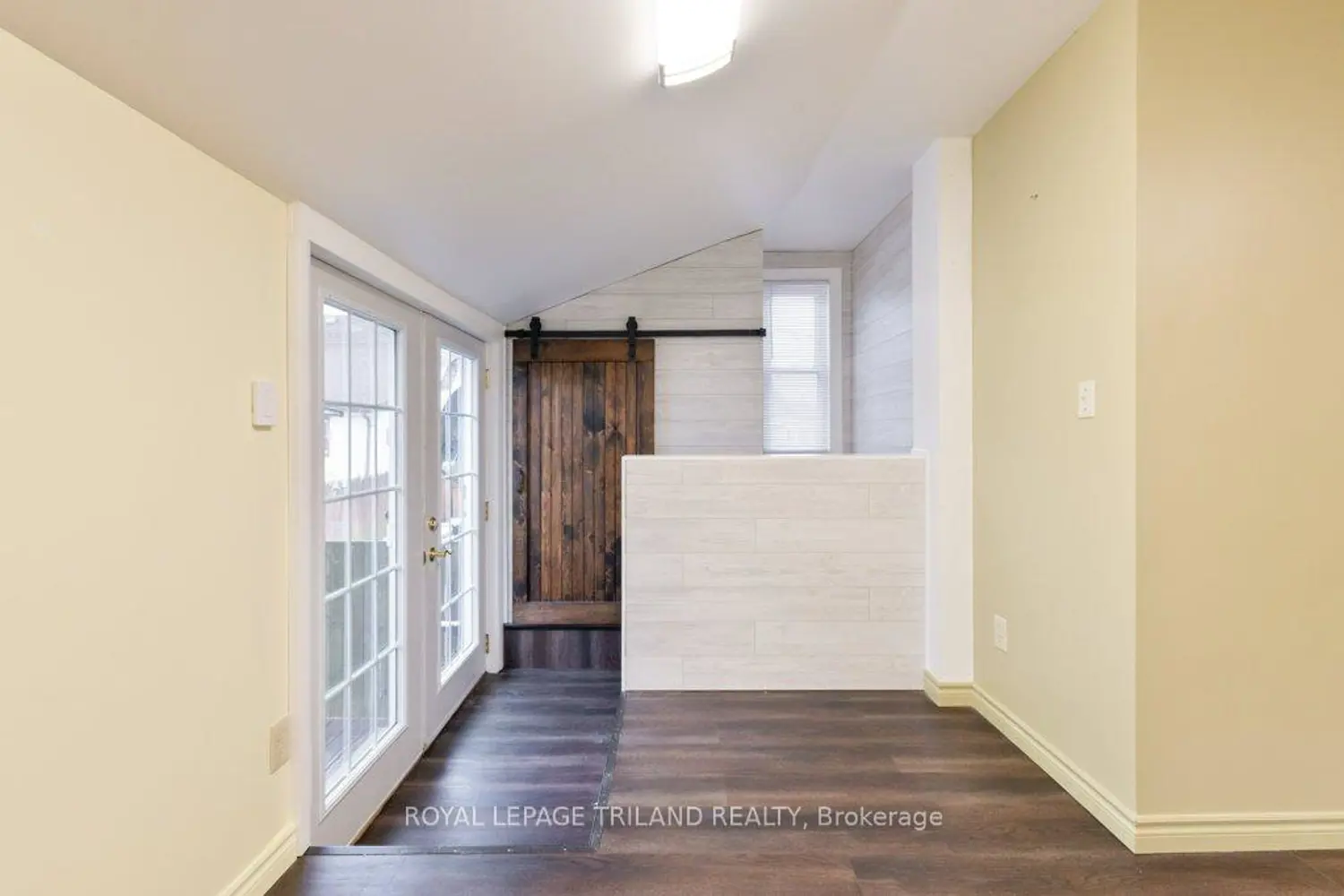 21 Mariam Street photo 5