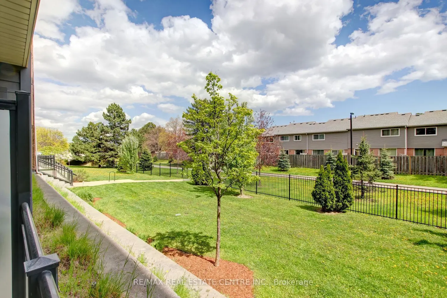 Additional image 7 of 3170 Erin Mills Parkway 103