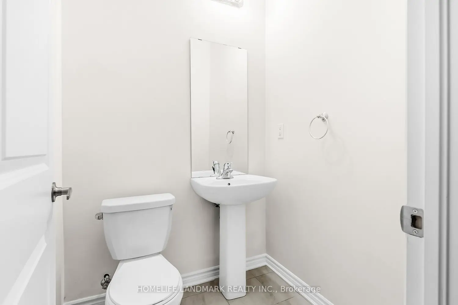 Additional image 9 of 21 Sapphire Way