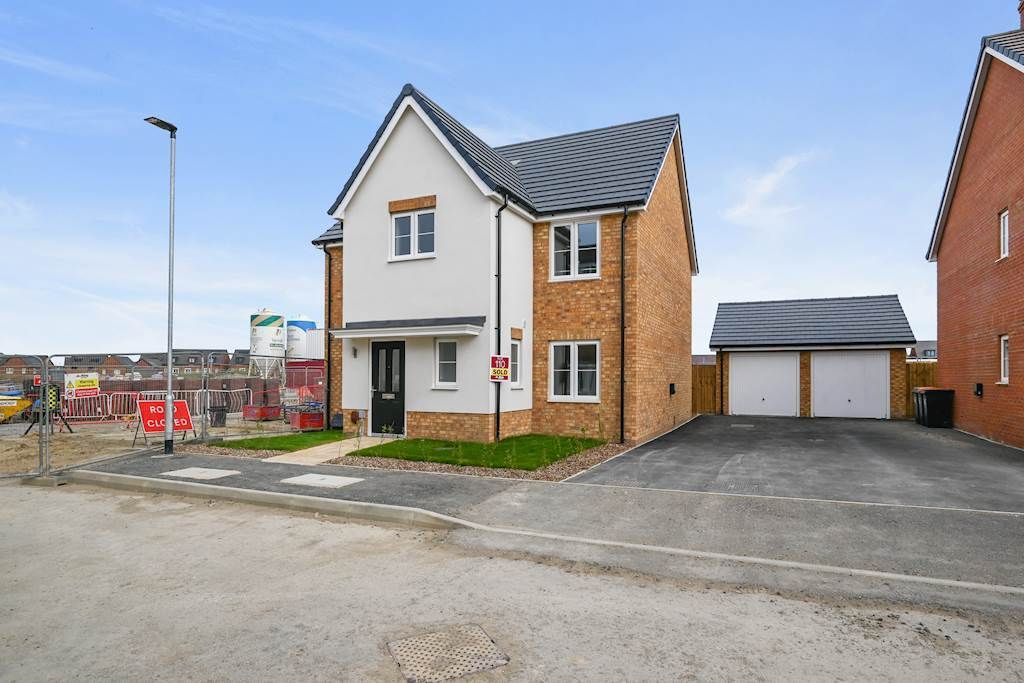 4 bed detached house to rent21 Redwinter, Bedford MK45