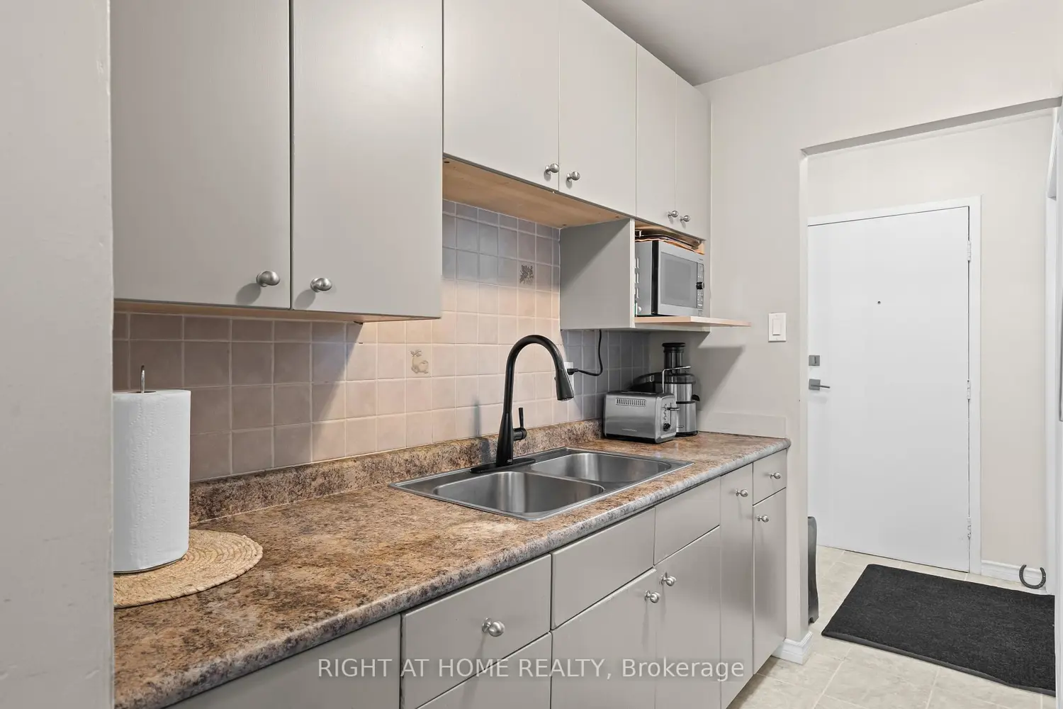 Additional image 10 of 359 Geneva Street 801
