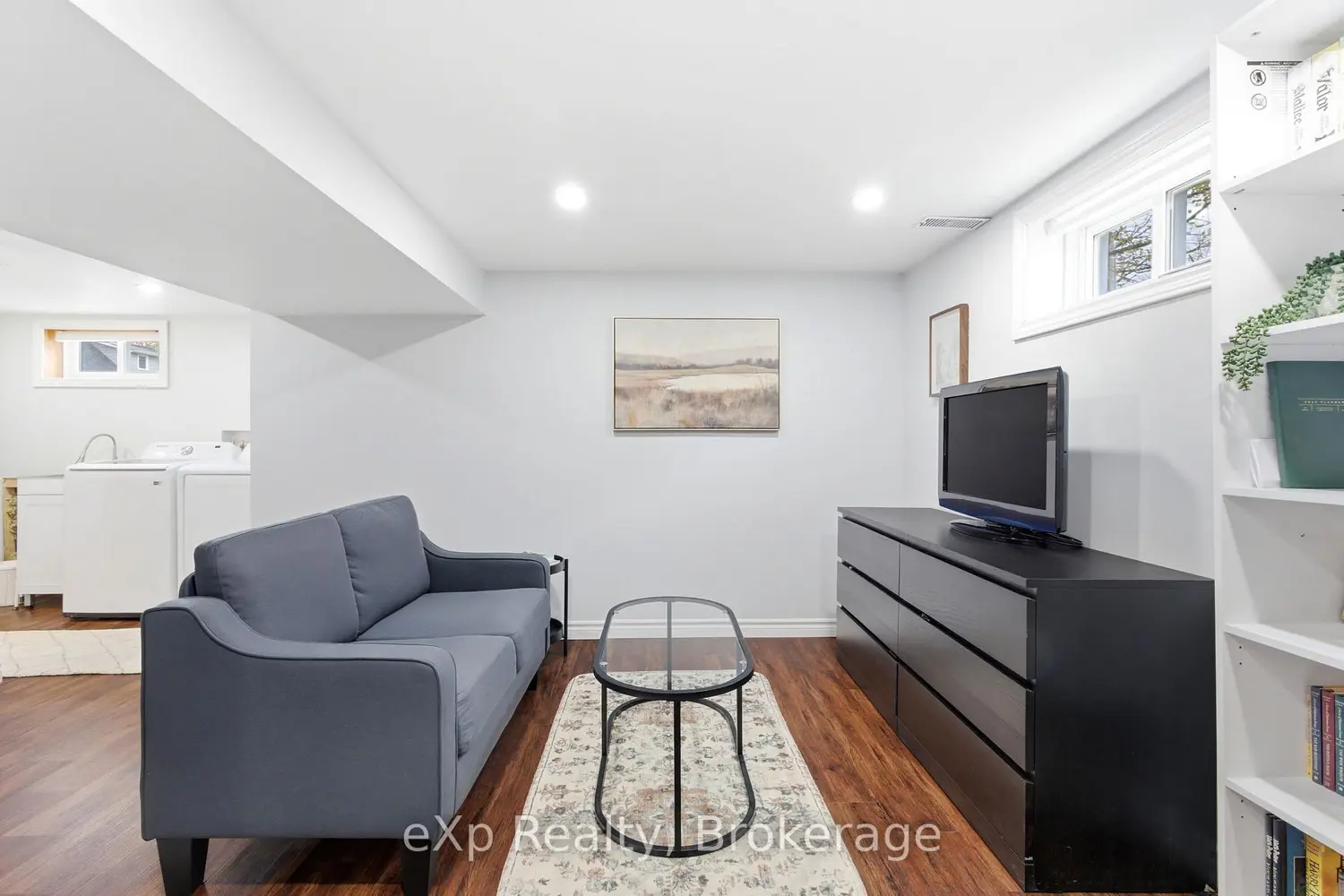 Additional image 7 of 52 Avondale Avenue