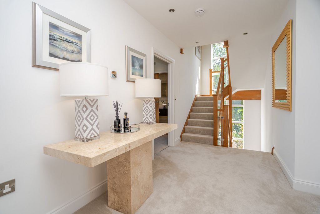 Additional image 37 of 6 bed detached house for saleOrchard Road, Pulloxhill, Bedford MK45