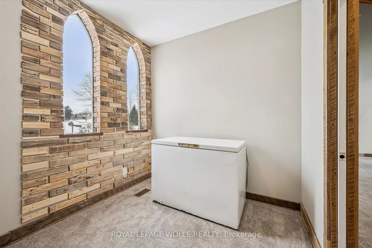 Additional image 7 of 8946 Wellington Road 16
