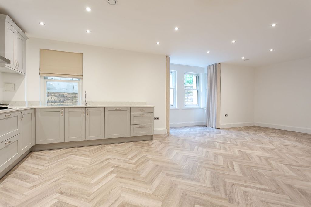Additional image 7 of 2 bed flat to rentThe Oval, Harrogate HG2