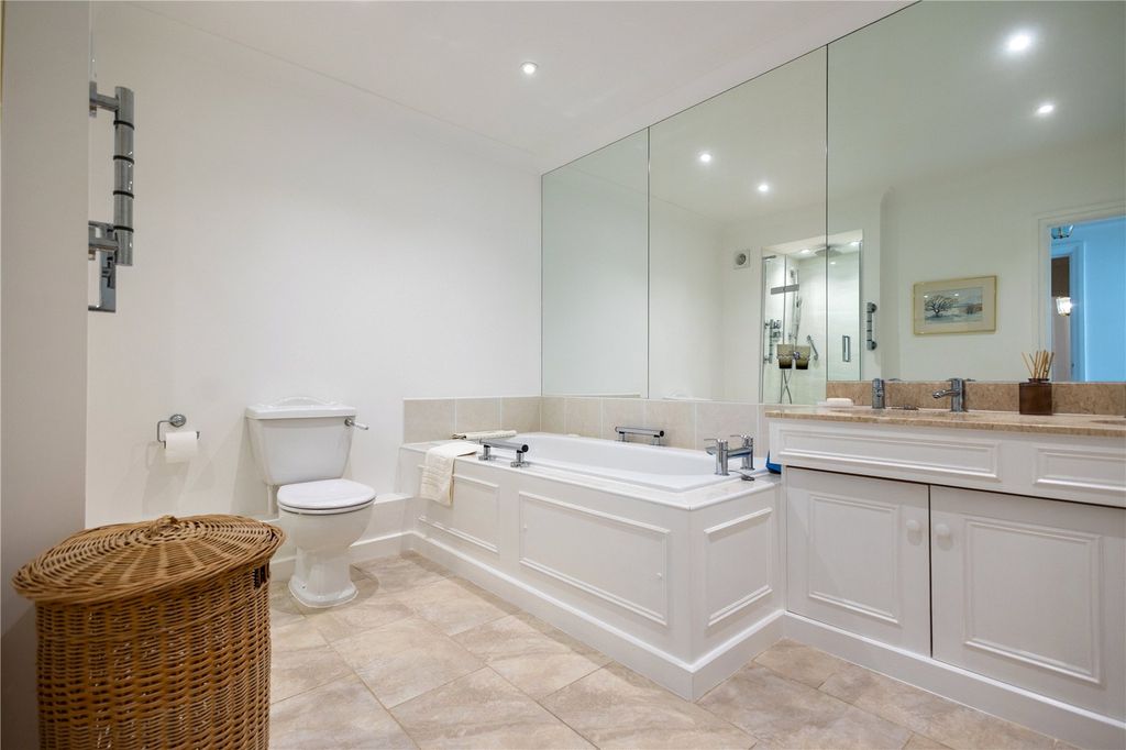 Additional image 17 of 3 bed flat for saleLilliput Road, Poole, Dorset BH14