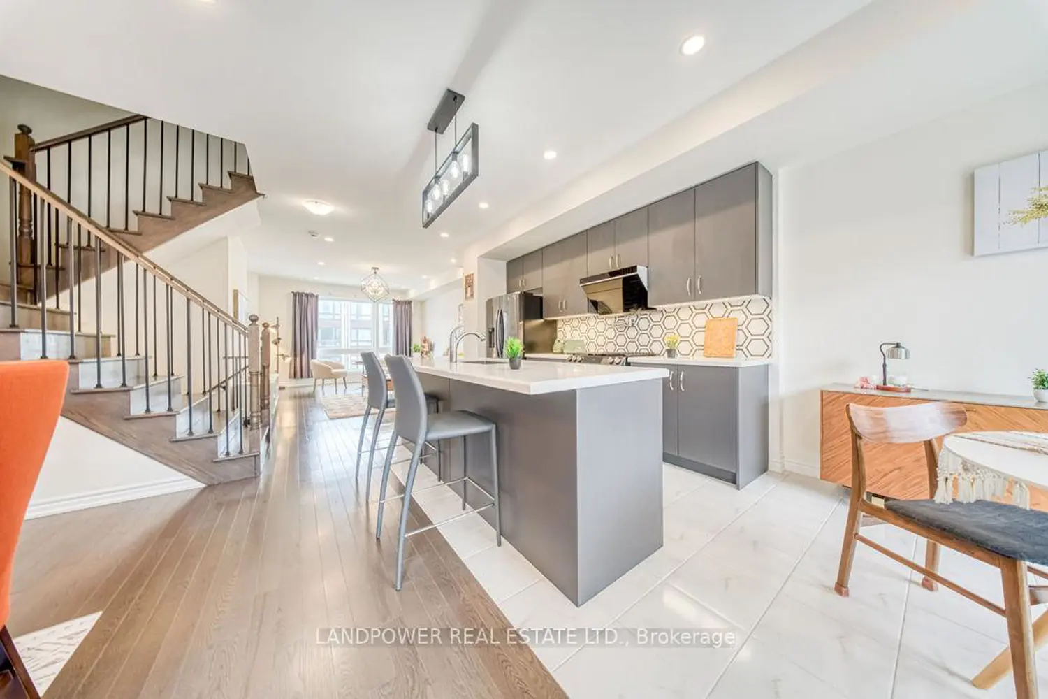Additional image 3 of 43 Lord Melborne Street