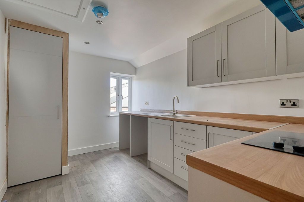 Additional image 3 of 1 bed flat to rentWells Street, Scunthorpe DN15