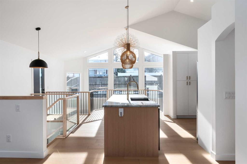 Additional image 4 of 58 Edgevalley Close NW, Calgary, AB, T3A 5E4