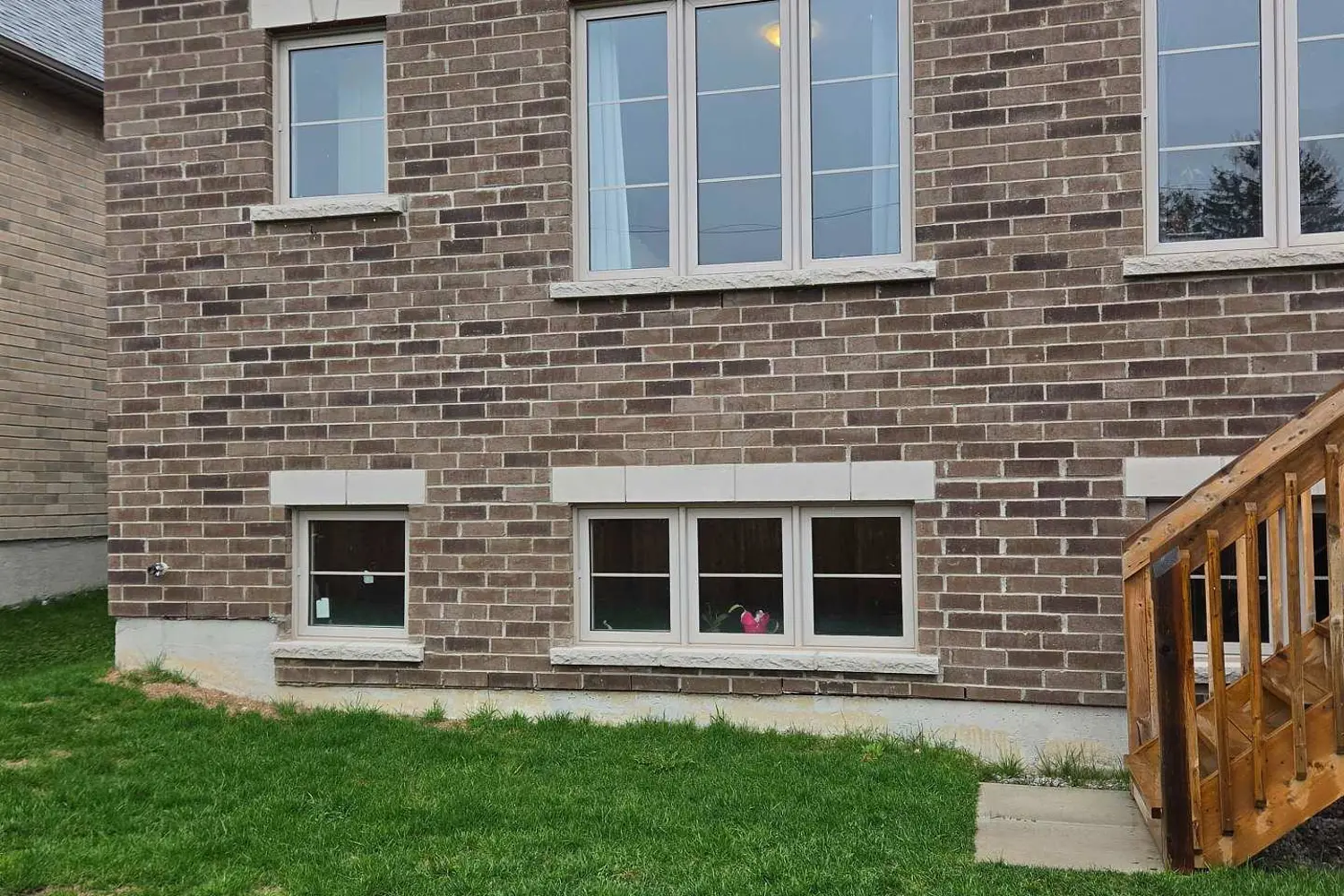 Additional image 9 of 2 Holtby Court