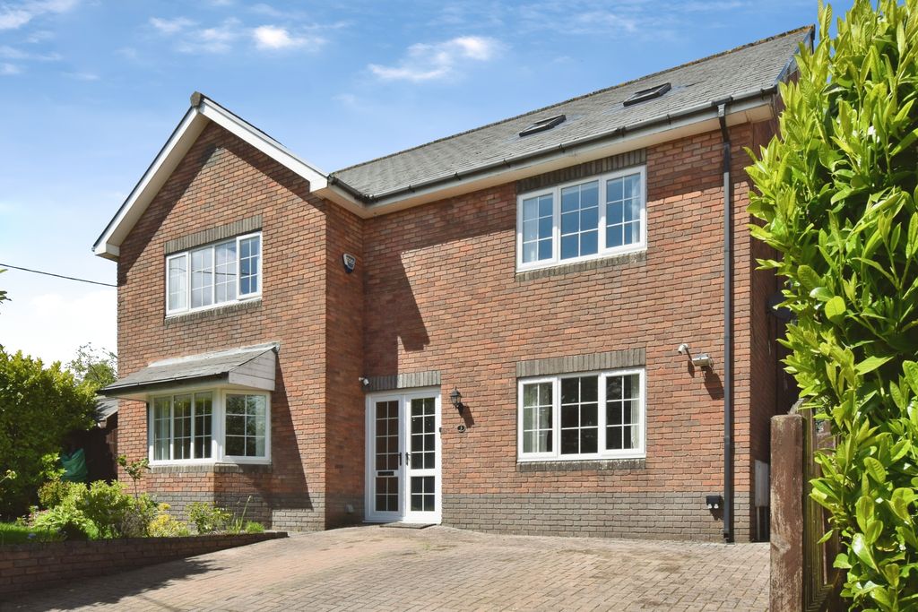 5 bed detached house for salePrimrose Lane, Ebbw Vale NP23