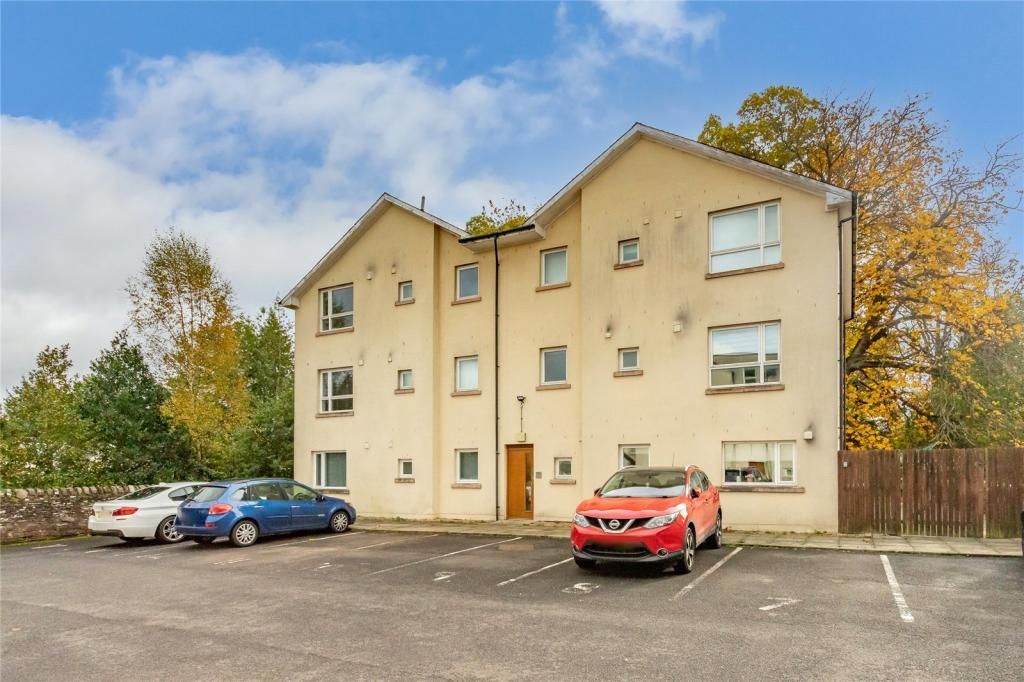 2 bed flat to rentBeneagles Court, Auchterarder PH3