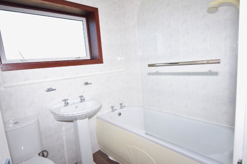 Additional image 15 of 3 bed terraced house to rentMacnaughton Drive, Kilmarnock, East Ayrshire KA3