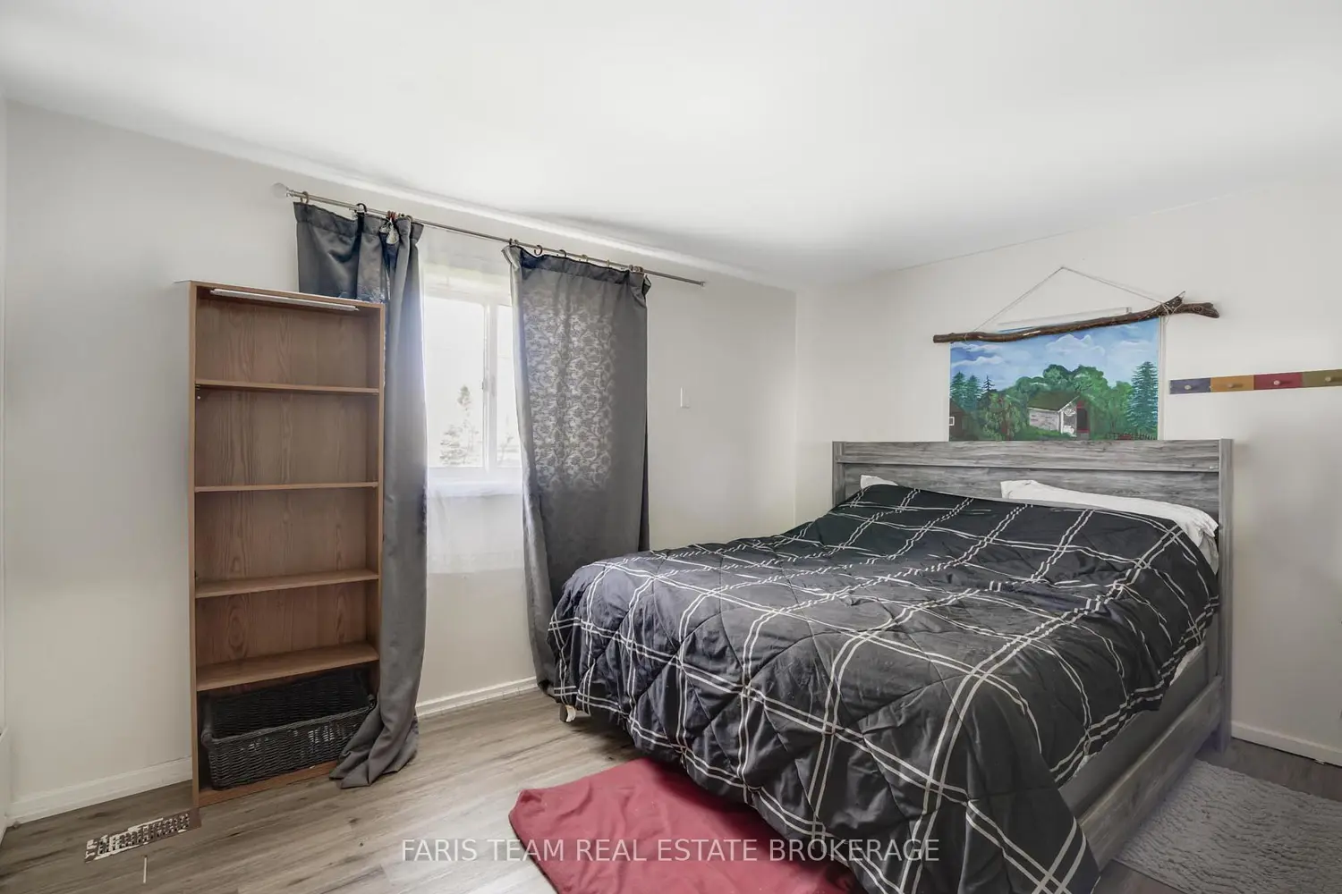 179 John Street photo 5