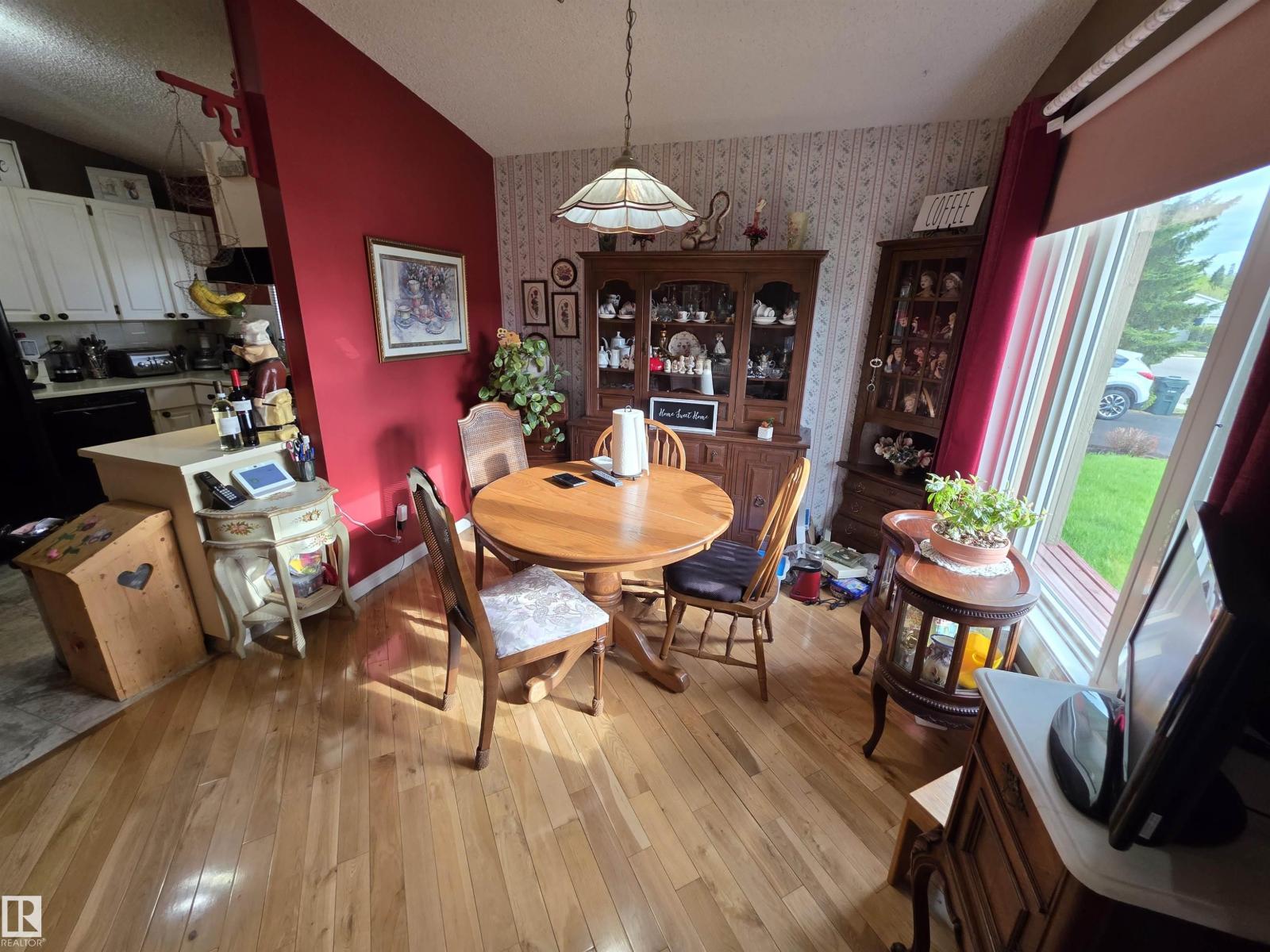 Additional image 2 of 25 Mcnabb Crescent, Stony Plain, AB, T7Z1G8