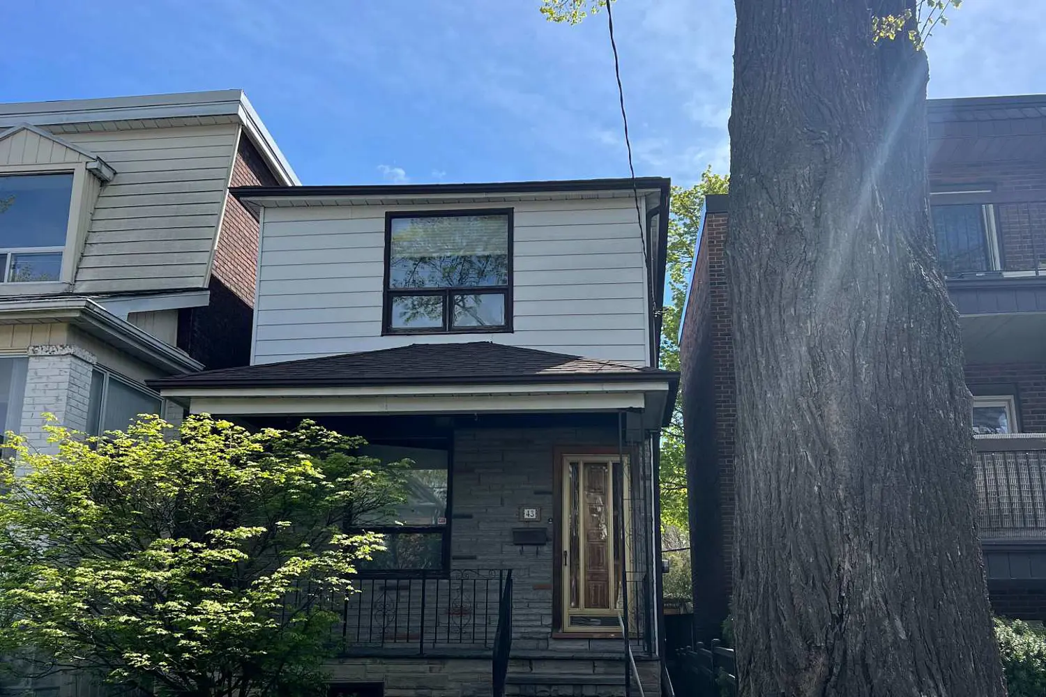 43 Eaton Avenue
