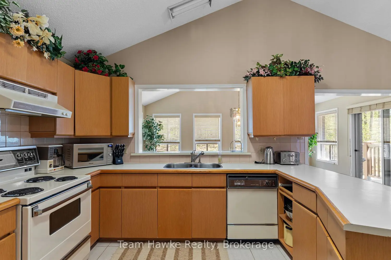 2253 Tiny Beaches Road photo 5