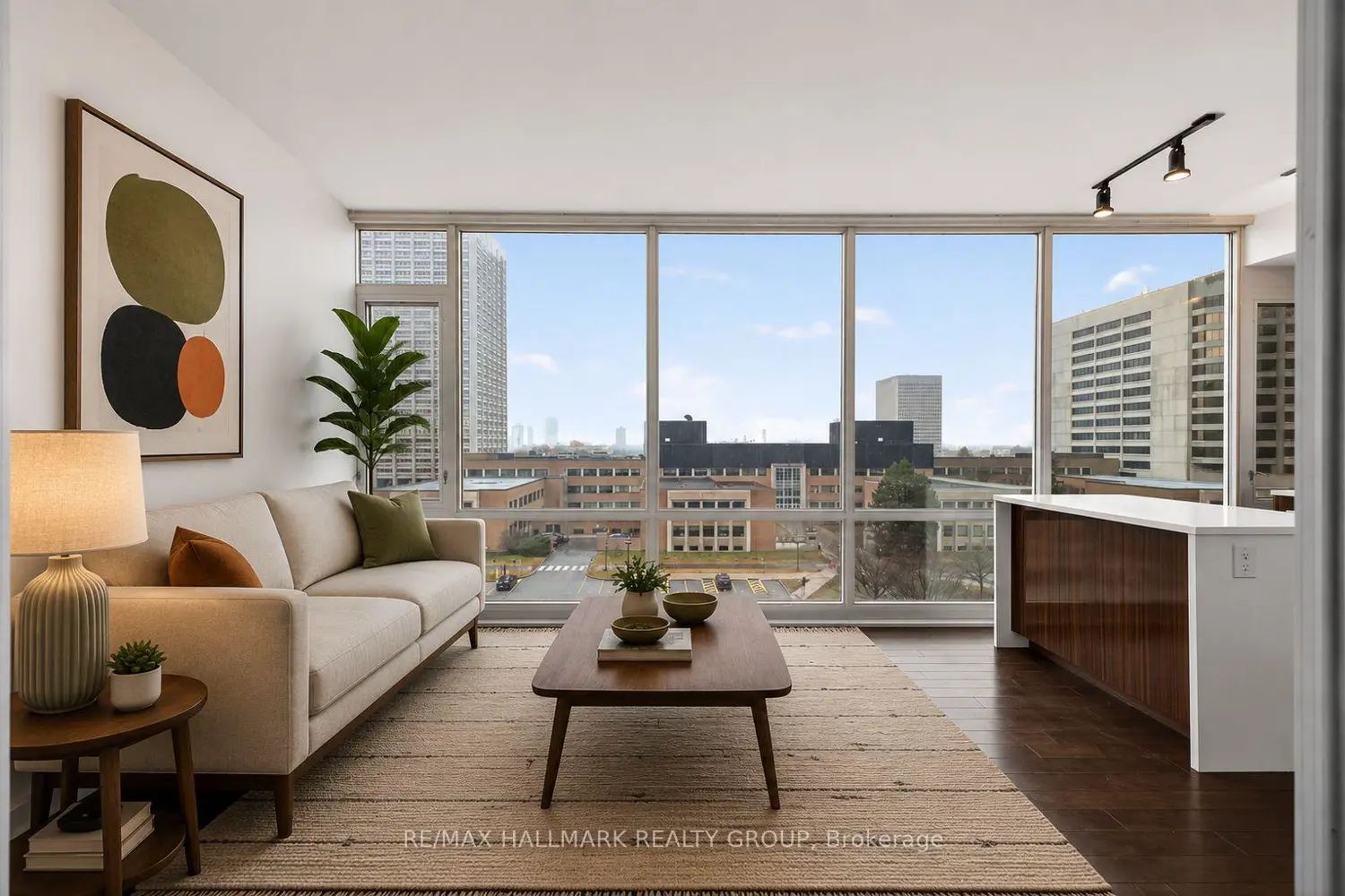 Additional image 9 of 201 Parkdale Avenue 705