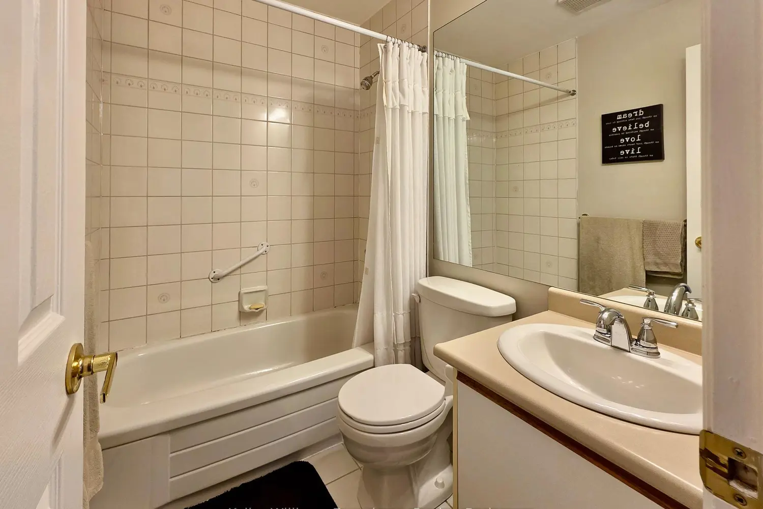 Additional image 12 of 657 Cedar Lane 202A