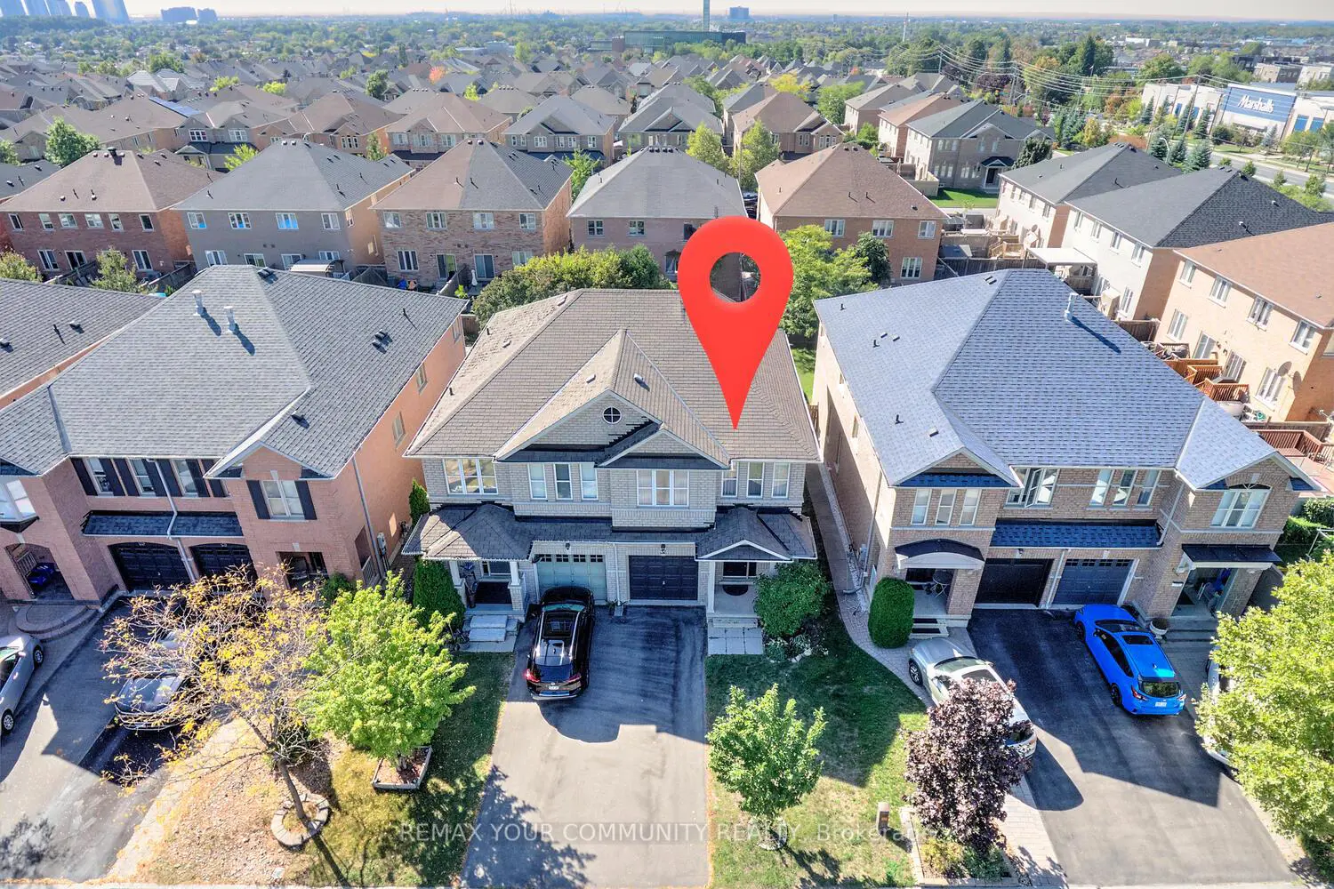 Additional image 15 of 32 Black Maple Crescent