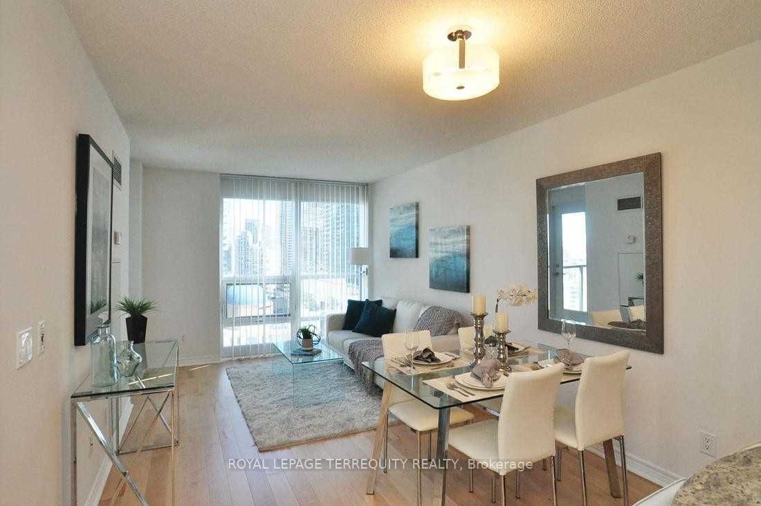 Additional image 2 of 2401-763 Bay Street, Toronto, ON, M5G 2R3
