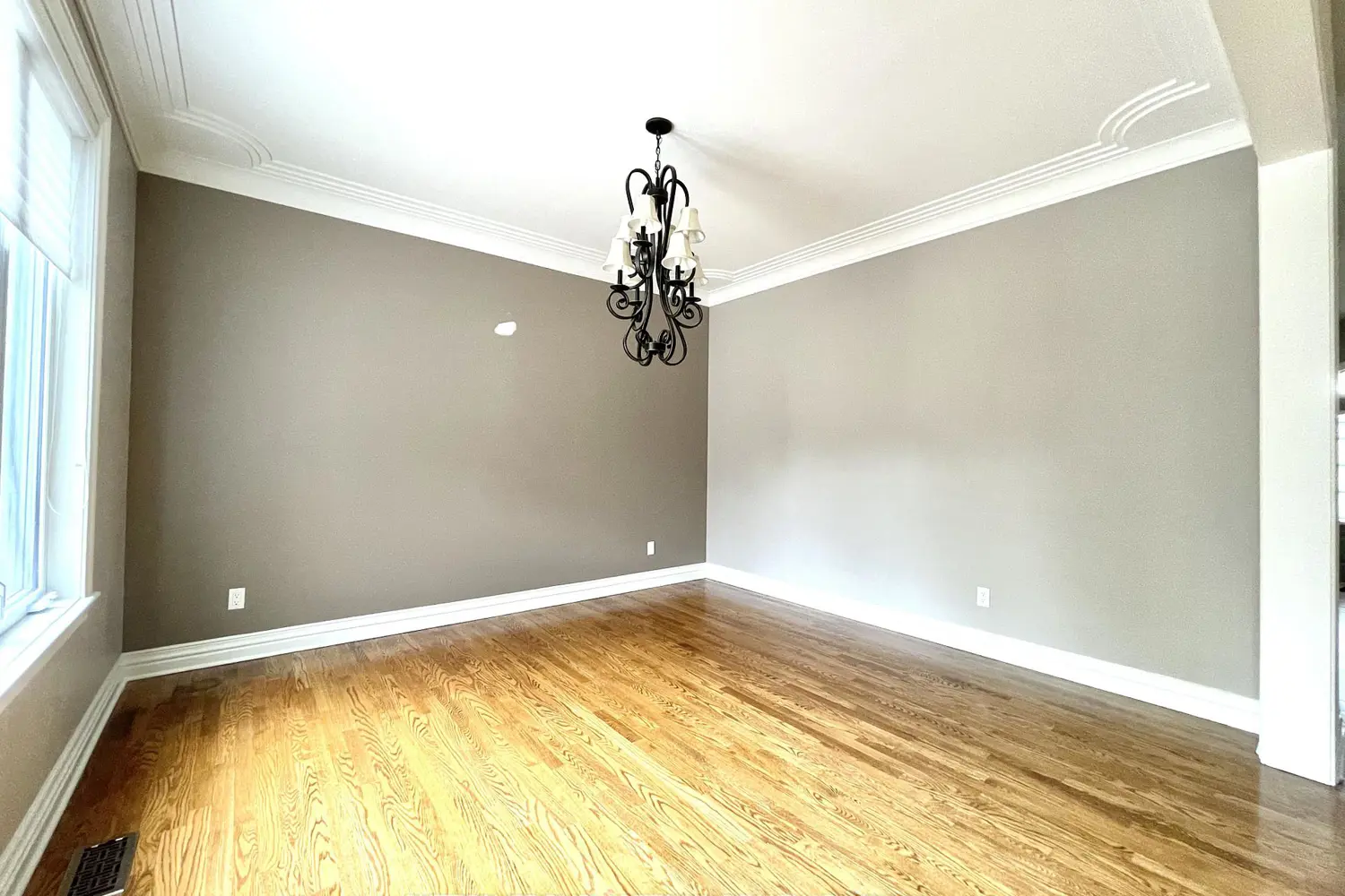1520 Arnhem Street photo 4