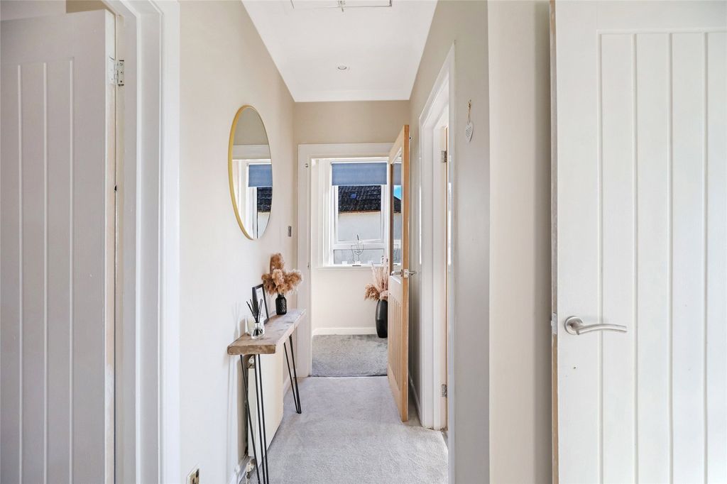 Additional image 6 of 2 bed flat for saleMacbeth Road, Stewarton, Kilmarnock, East Ayrshire KA3