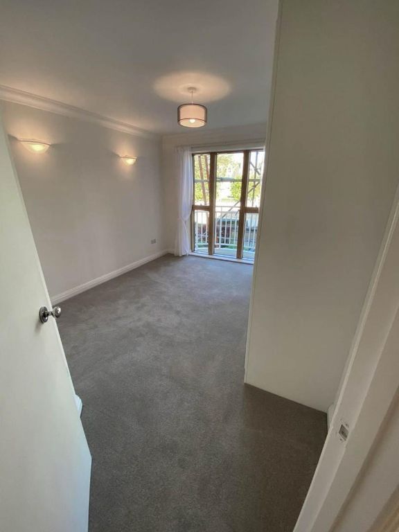 Additional image 9 of 3 bed flat for salePetersfield Mansions, Cambridge CB1