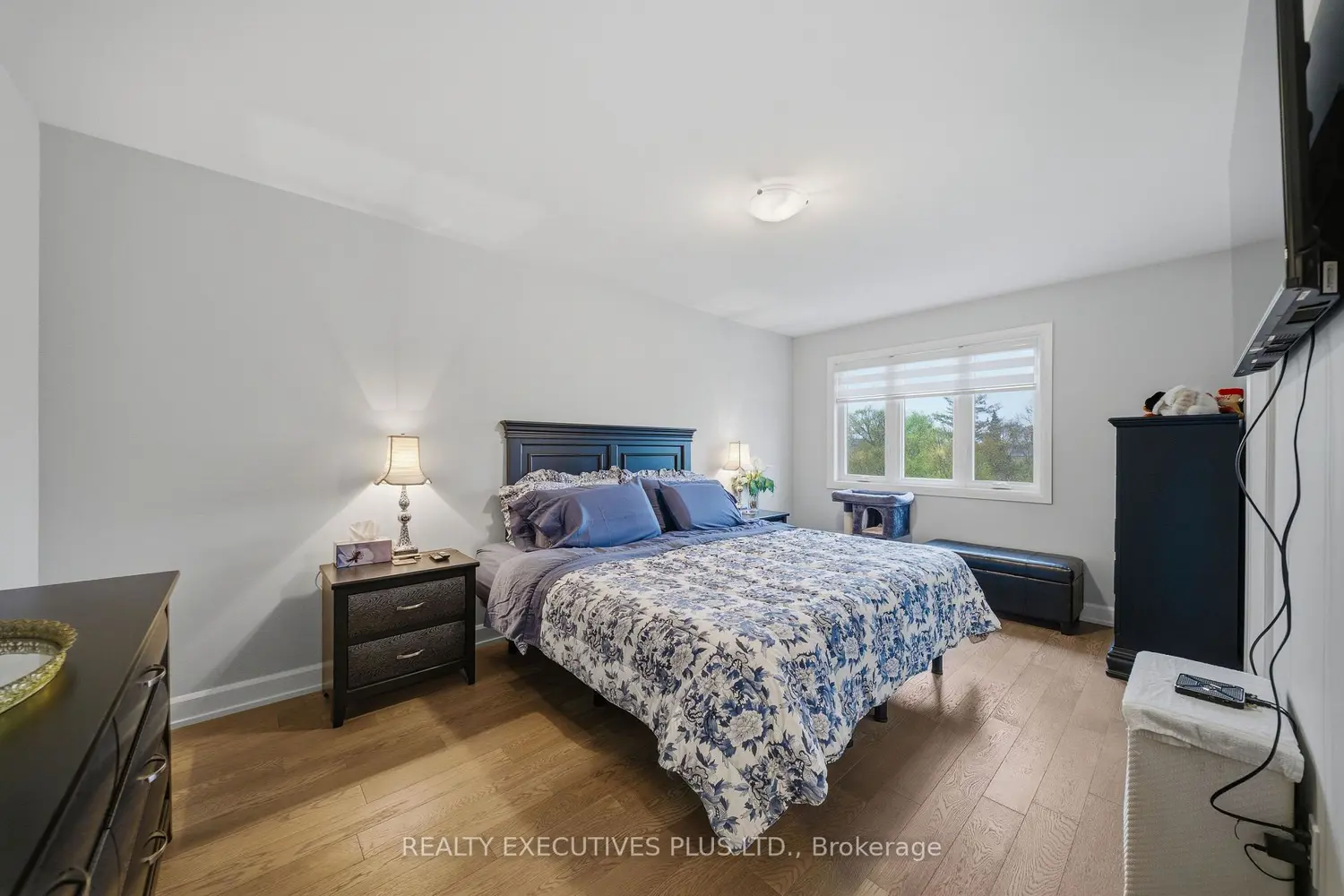 Additional image 12 of 405 Voyageur Place