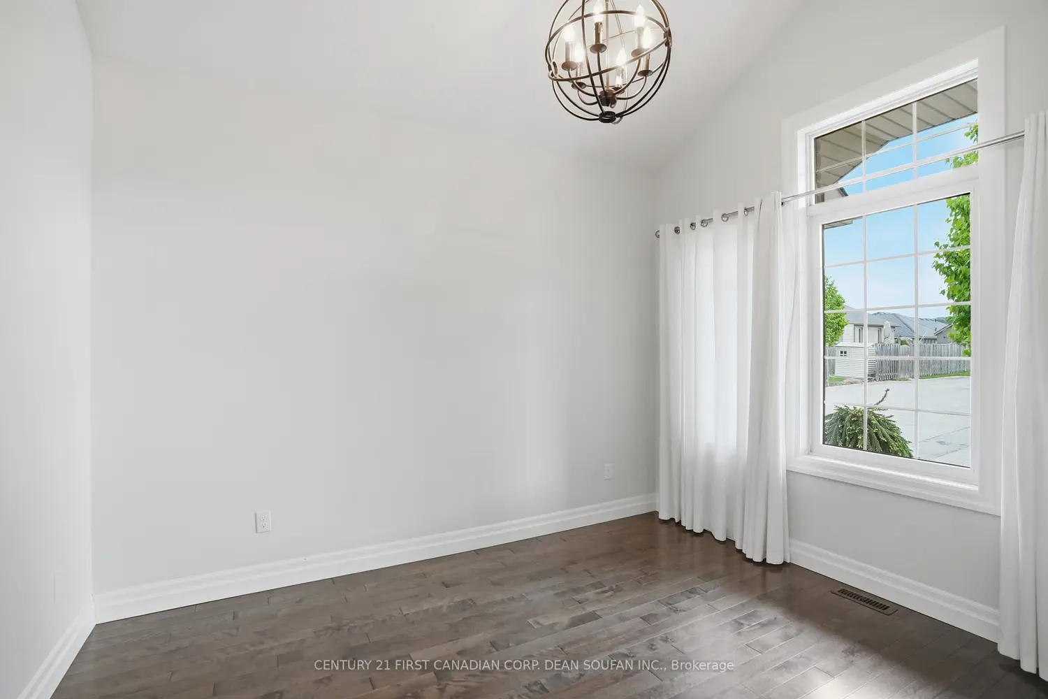 Additional image 12 of 2080 Beaverbrook Avenue 2