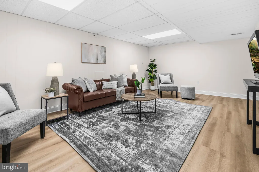 Additional image 34 of 9398 Paulskirk Drive, Ellicott City, MD 21042