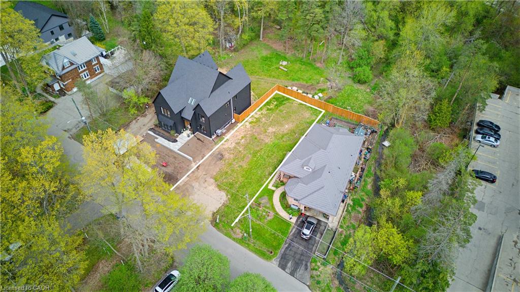 16 Mcdougall Road, Waterloo, ON, N2L 2W5
