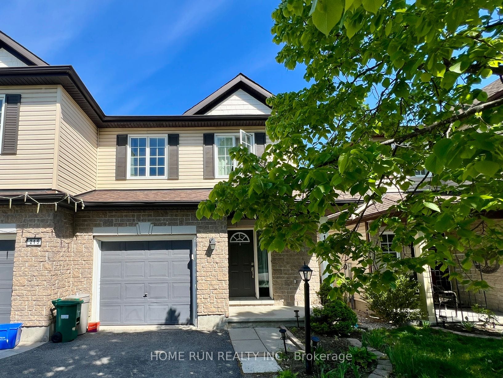 Additional image 2 of 217 Deerfox Drive, Ottawa, ON, K2J 4W8