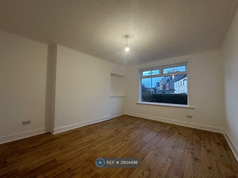 Additional image 2 of 2 bed flat to rentClark St, Paisley PA3