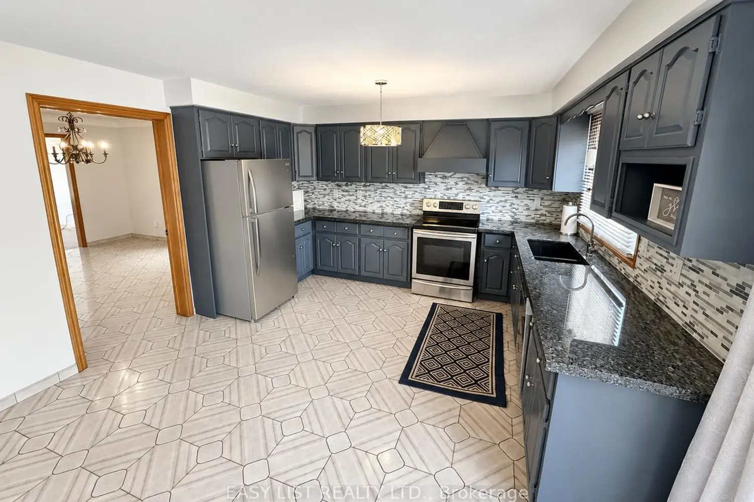 Additional image 8 of 75 Courtland Avenue
